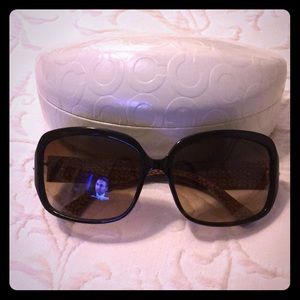Coach brown/tortoise sunglasses with gold accents